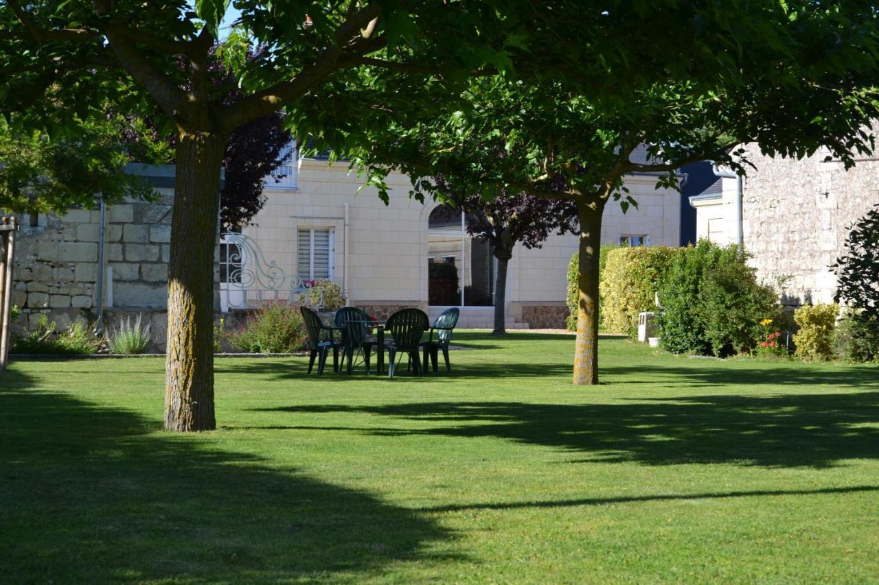 Les Chambres D Hotes Du Lavoir Restigne Bagian luar foto